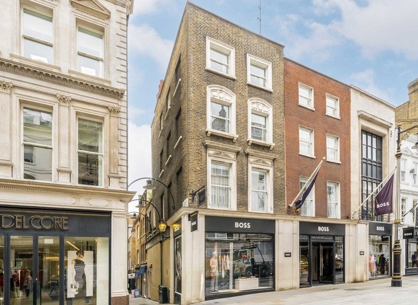 Flat Lancashire Court in City of Westminster