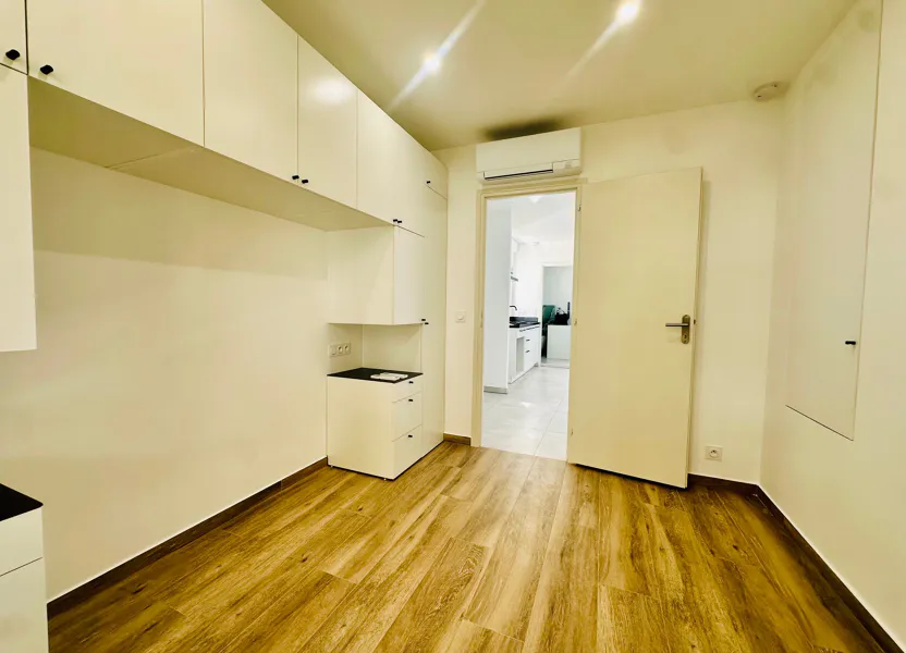 Flat Villa Marcelle in Saint-Maur-des-Fossés