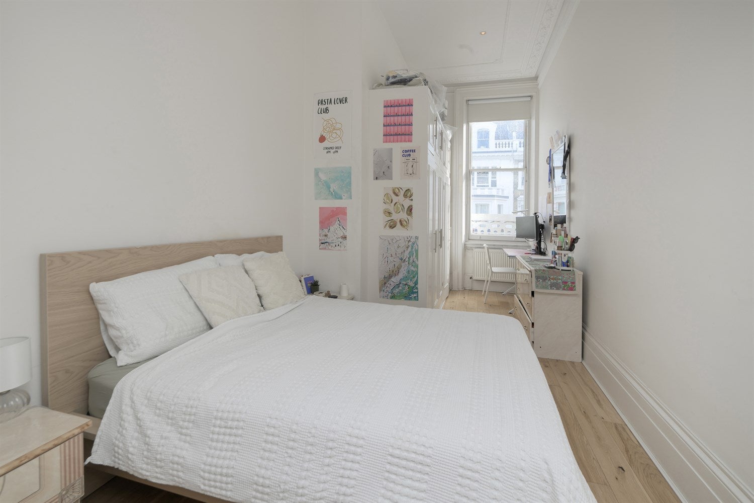Flat Coleherne Road in Greater London
