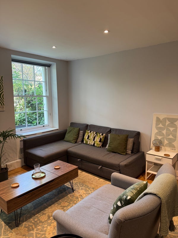 Room Highbury Hill in Greater London