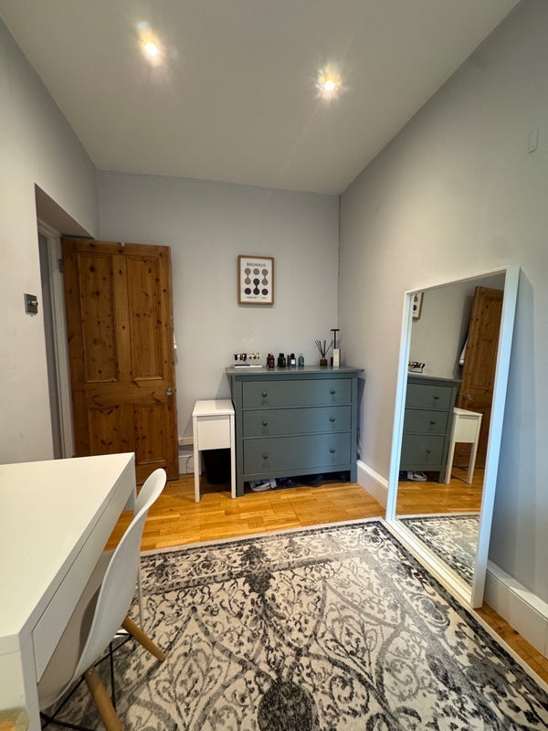 Room Highbury Hill in Greater London