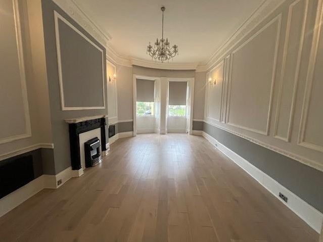 Flat Brunswick Square in Hove