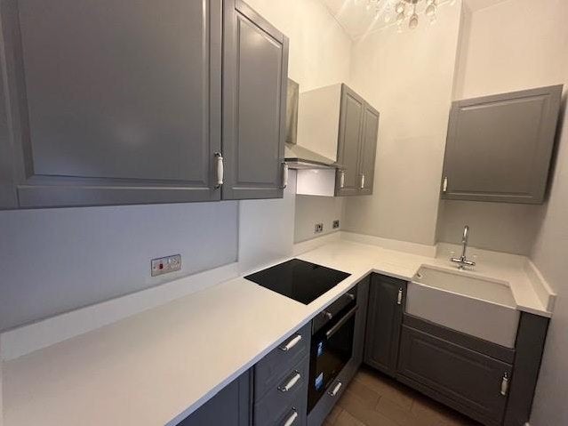 Flat Brunswick Square in Hove