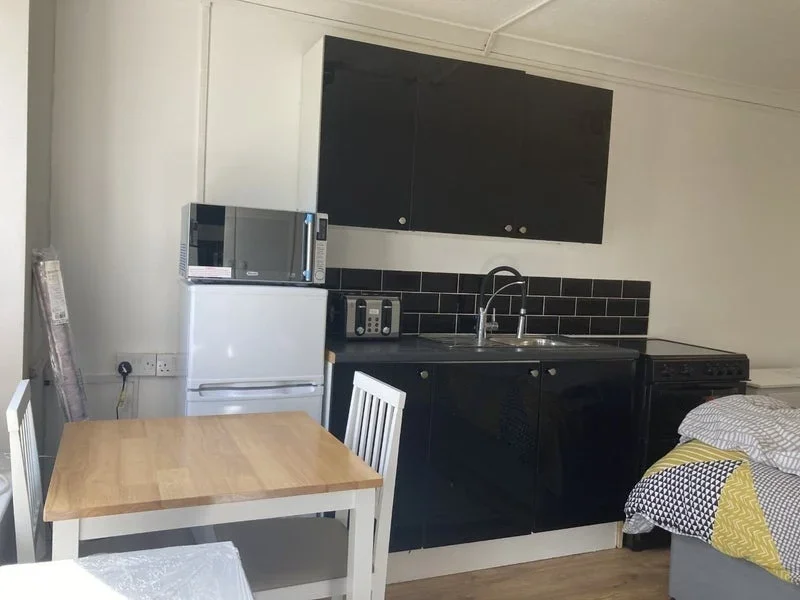 Room Collingwood Road in Basildon