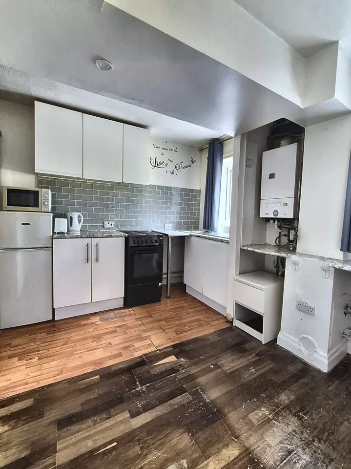 Room Collingwood Road in Basildon