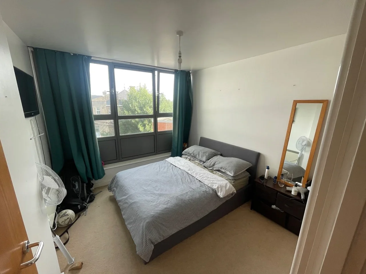 Flat New Park Road in Greater London
