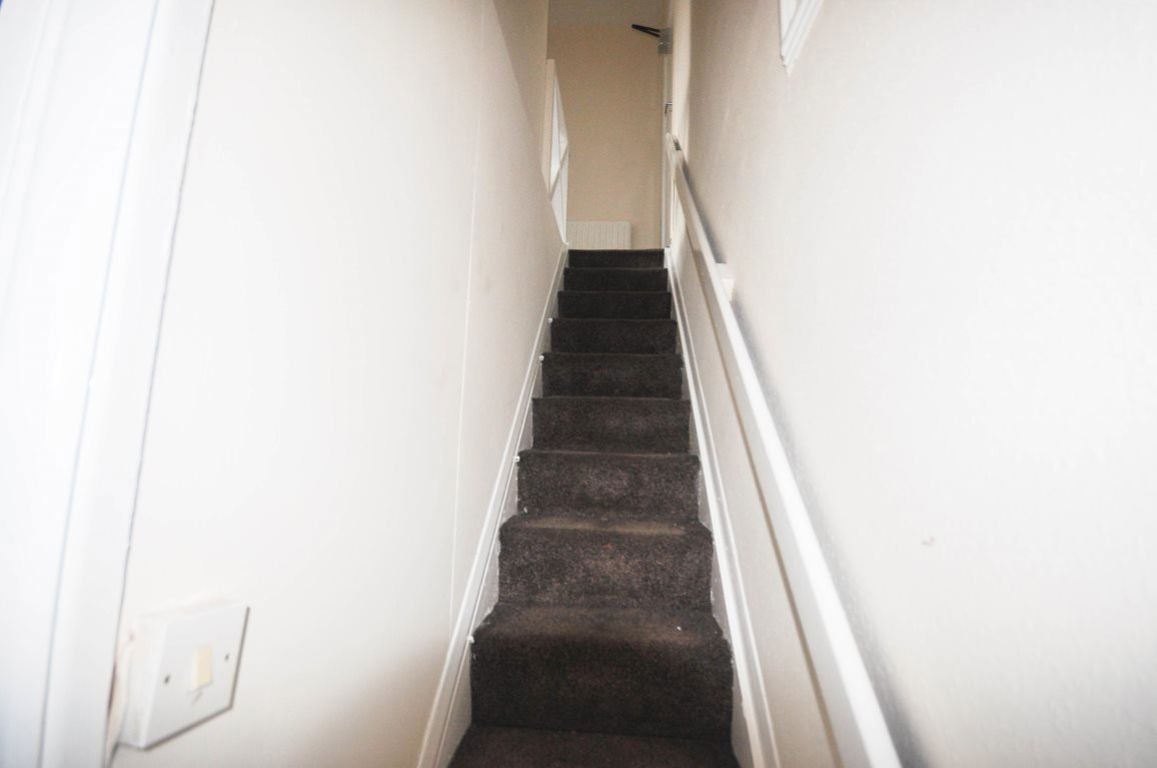 Flat Ashburnham Road in Bedford