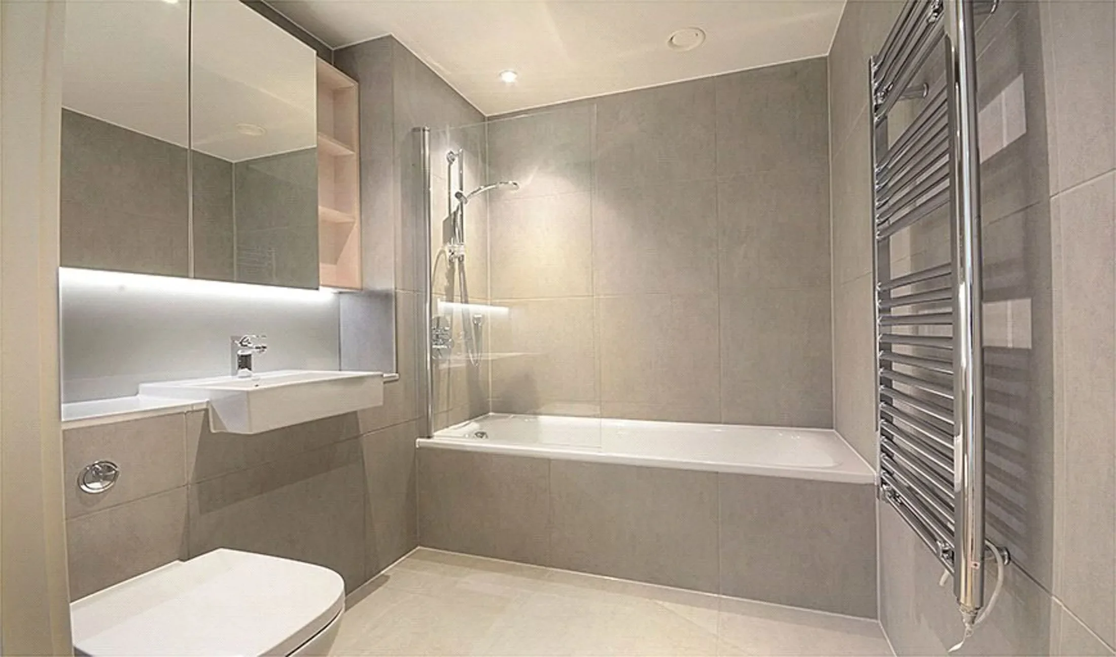 Flat St. Gabriel Walk in Greater London
