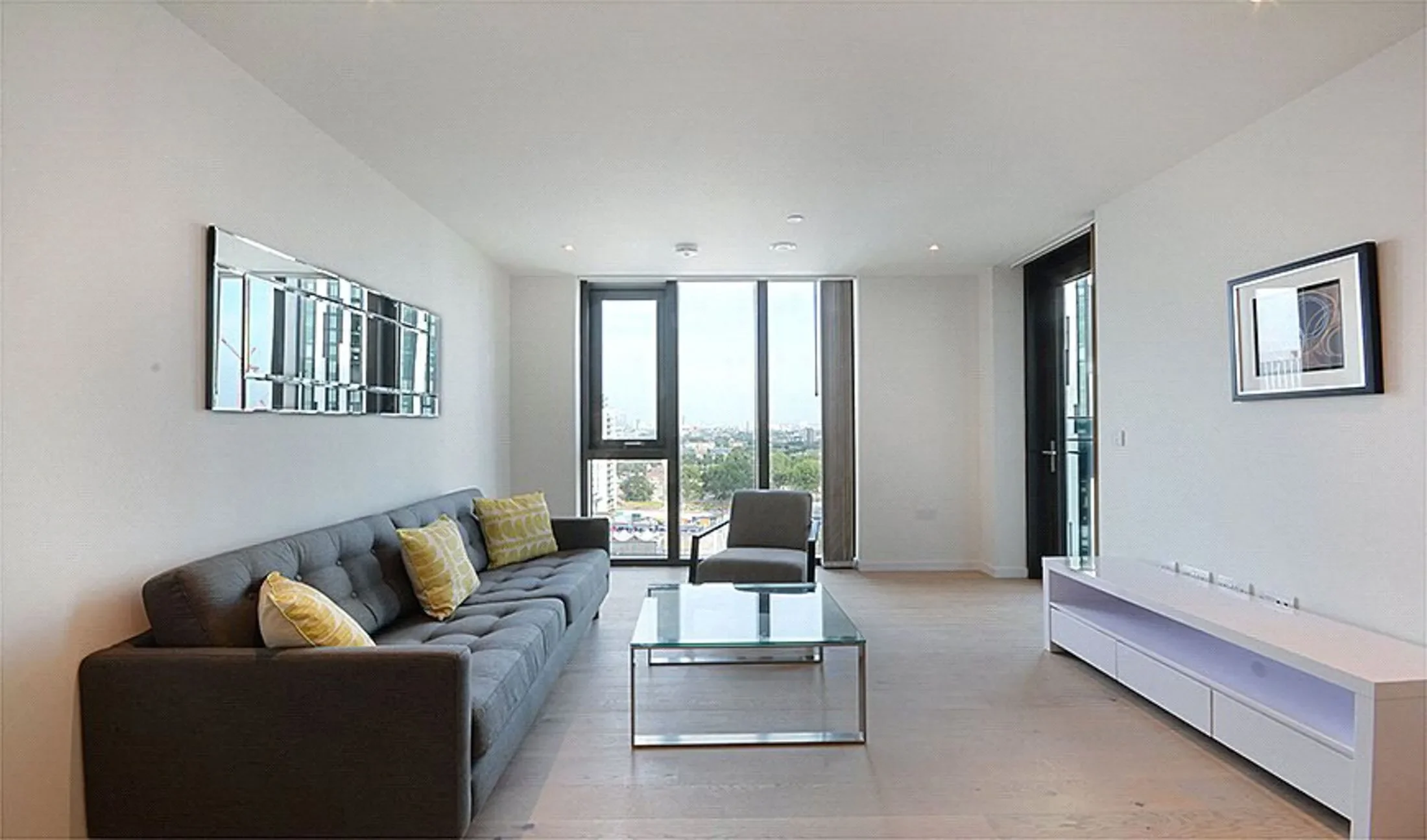 Flat St. Gabriel Walk in Greater London