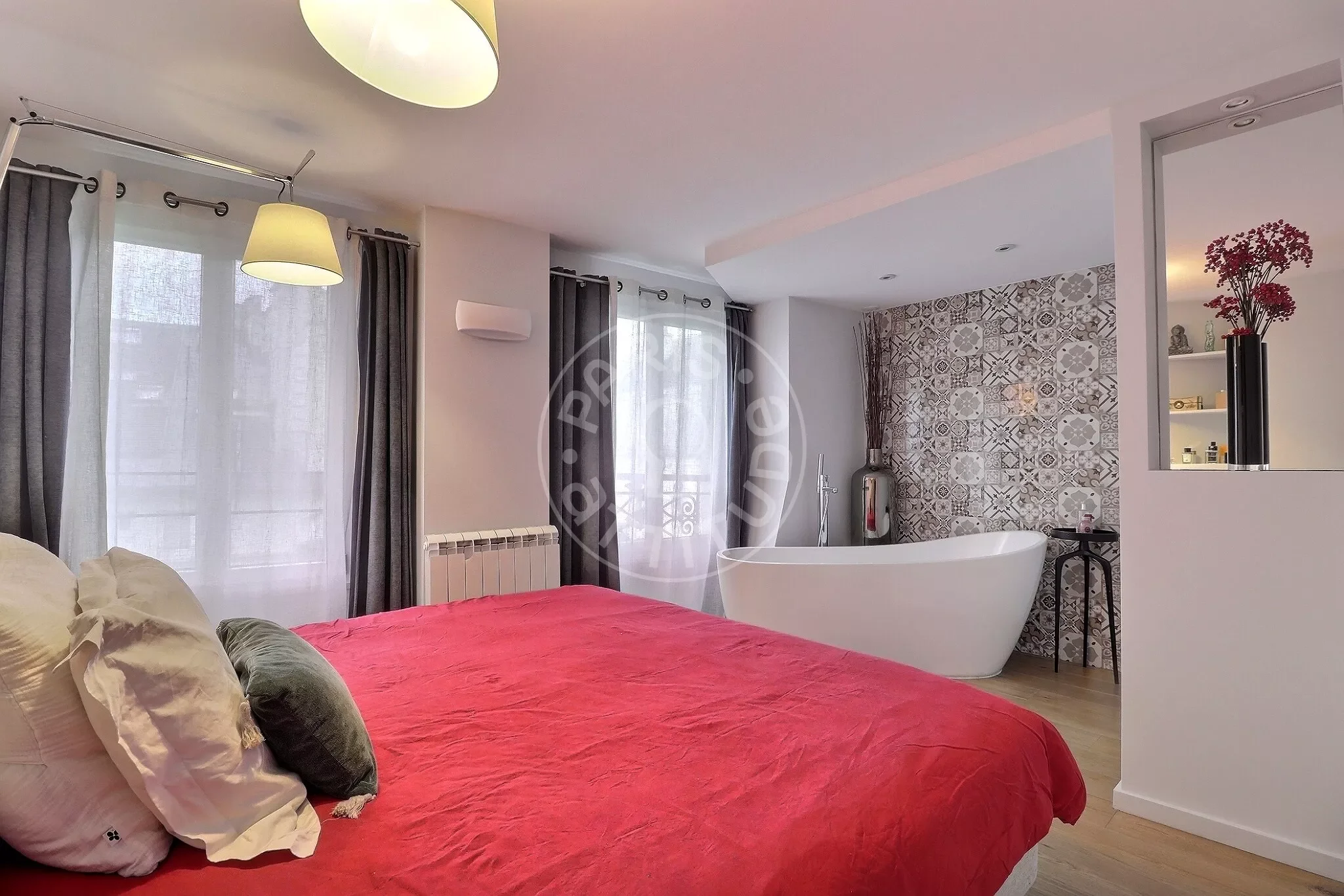 Appartement Rue Saint-Denis à Paris