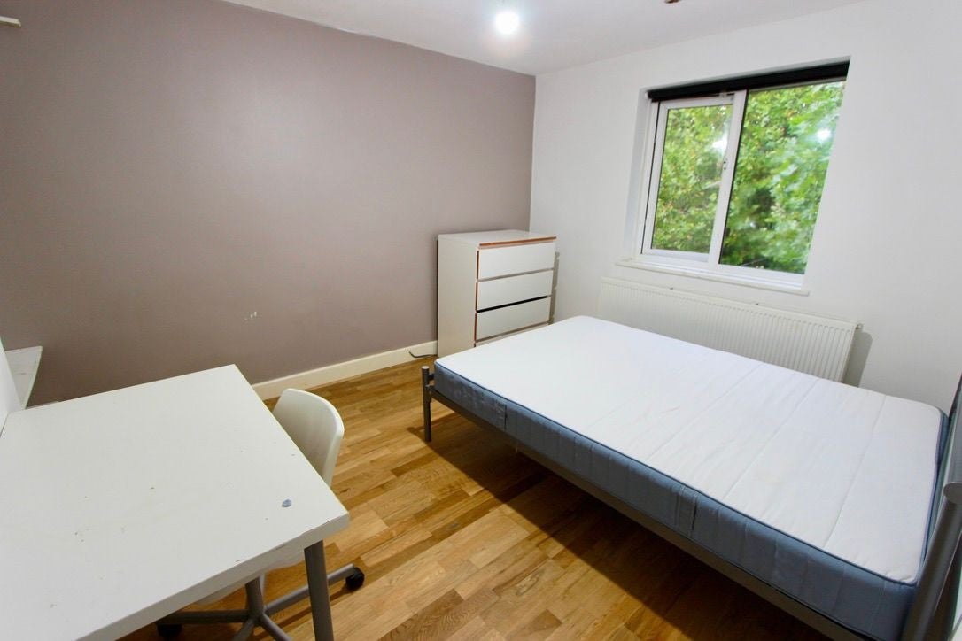 Room Goldings Crescent in Welwyn Hatfield