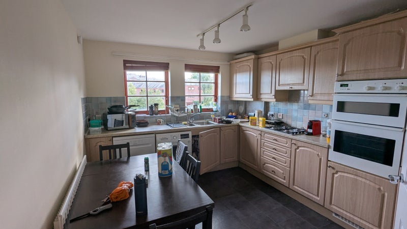 Room Orchard Brae Avenue in City of Edinburgh