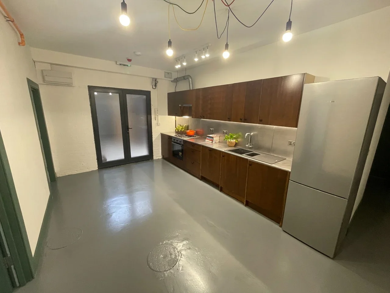 Flat Tudor Grove in Greater London