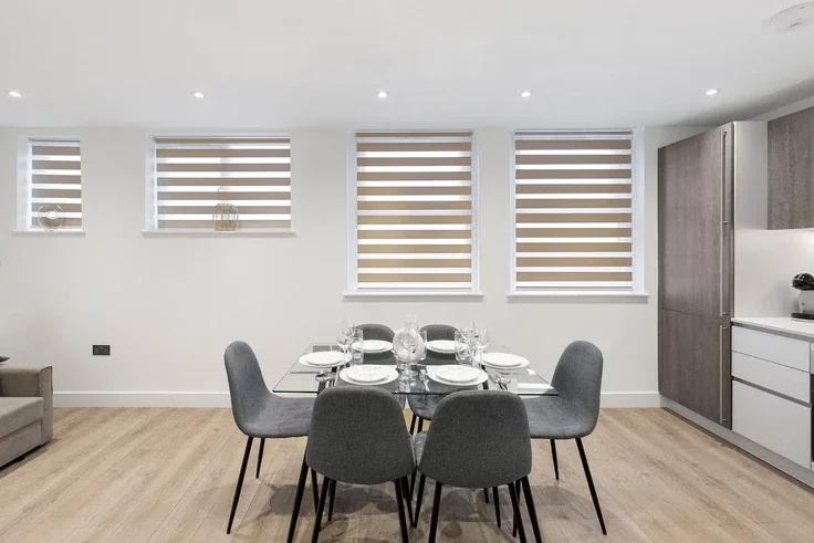 Flat Finchley Road in Greater London
