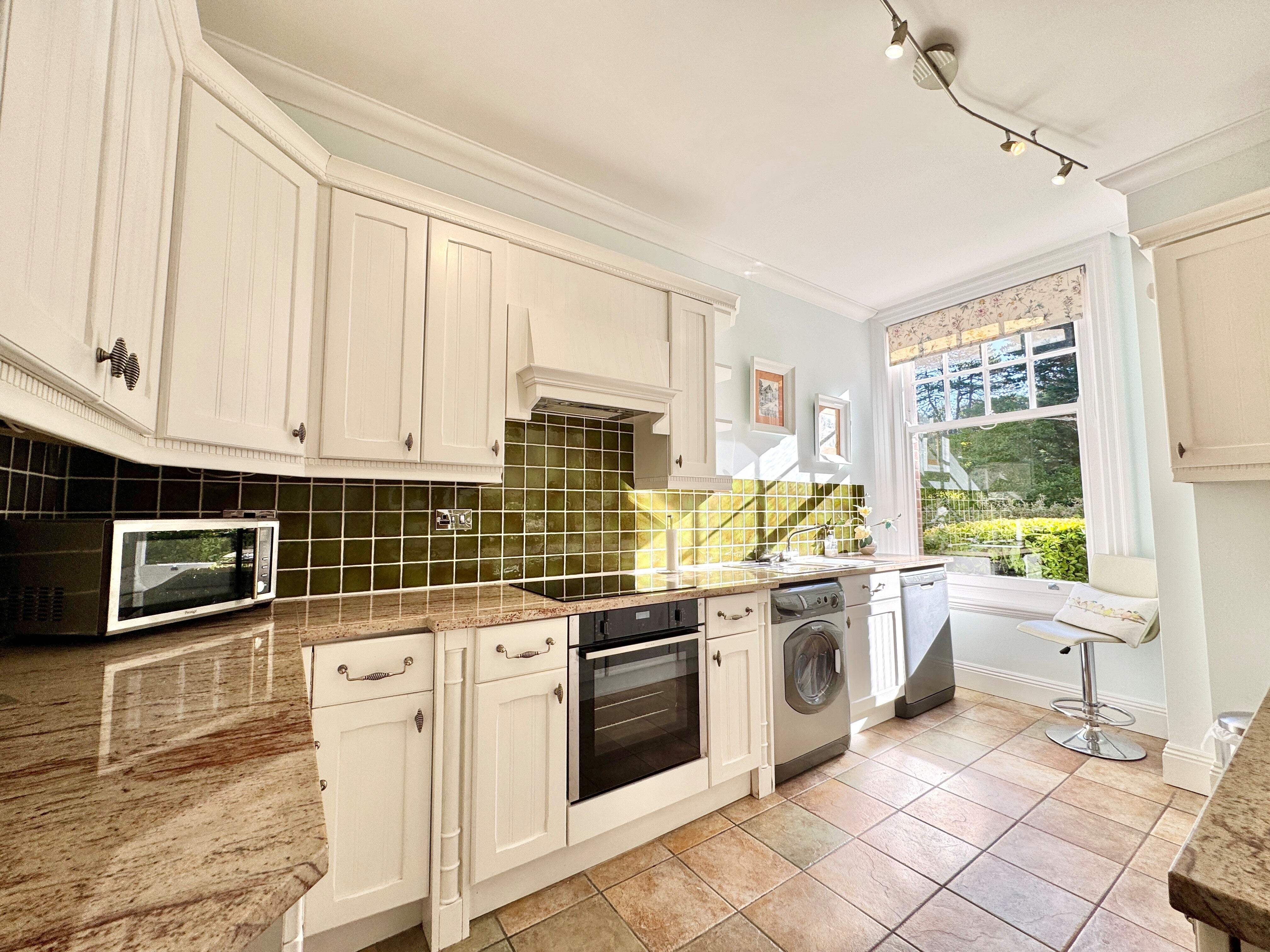 Flat McKinley Road in Bournemouth