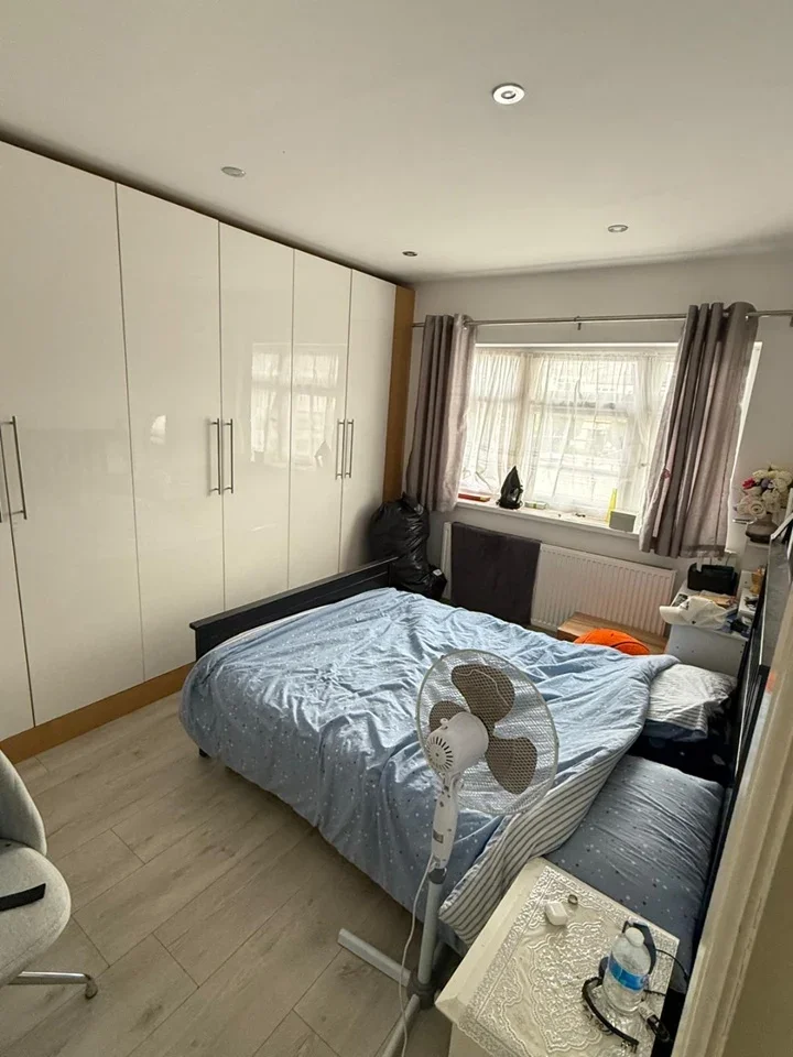 House Fernhall Drive in Greater London