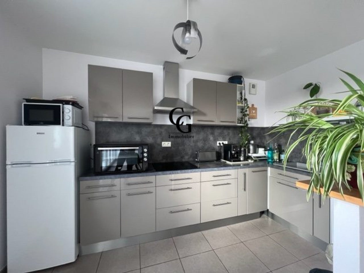 Flat Rue Henri Charpentier in Vertou