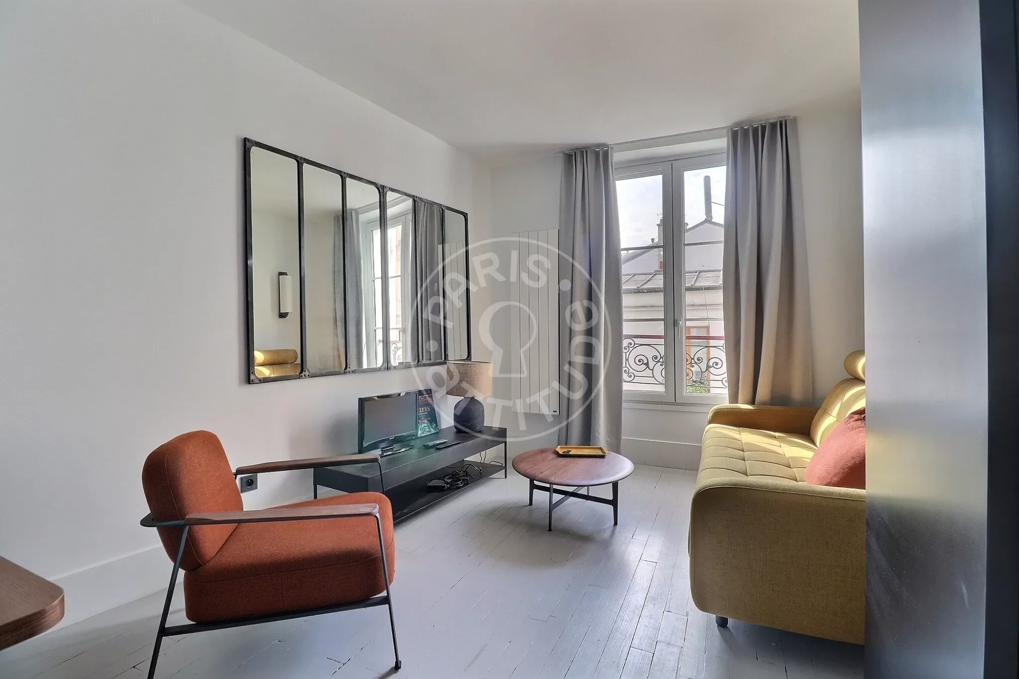 Appartement Rue Tholozé à Paris