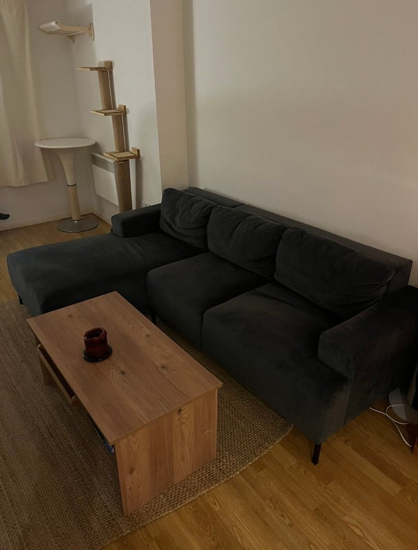 Flat Limeharbour in Greater London