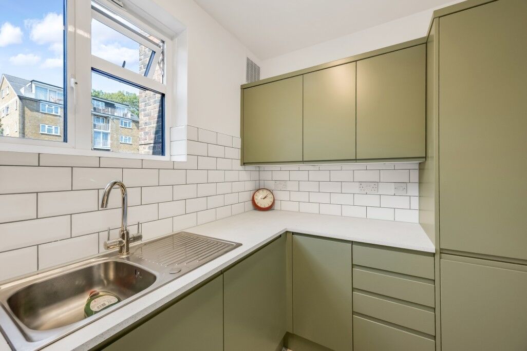 Flat Muswell Hill in Greater London