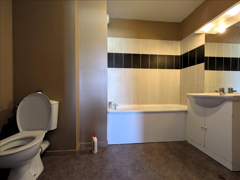 Flat Rue du Capitaine Louis Madiot in Douai
