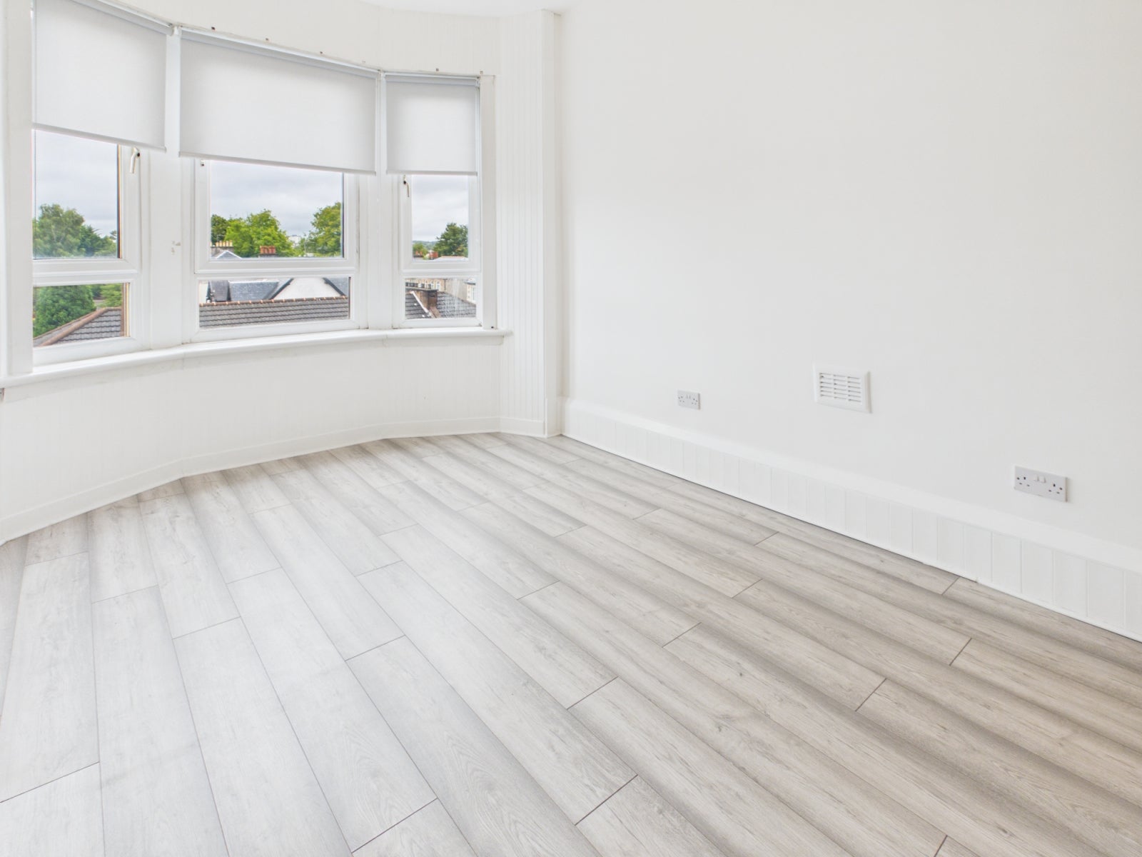 Flat Dumbarton Road in Glasgow