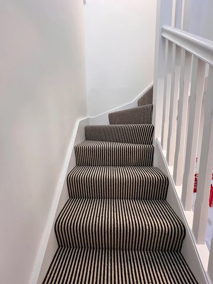 Room Wexham Road in Slough