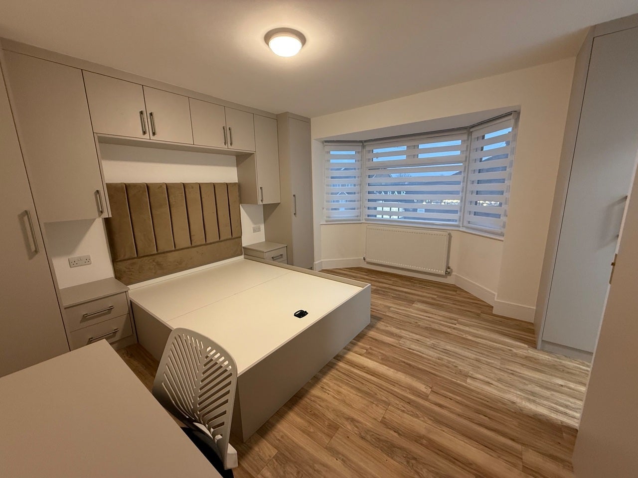 Room Wexham Road in Slough