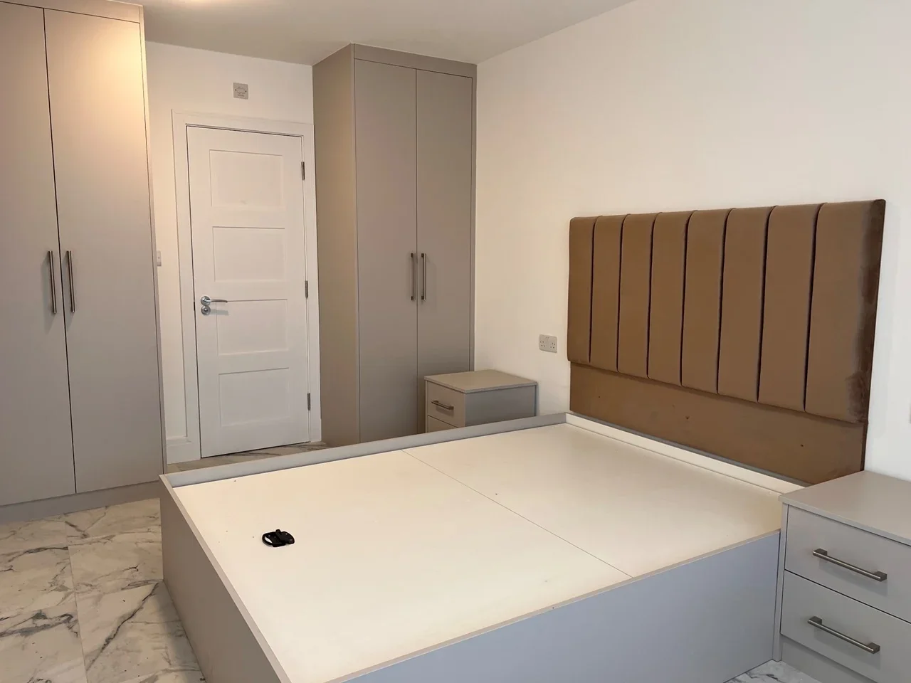 Room Wexham Road in Slough