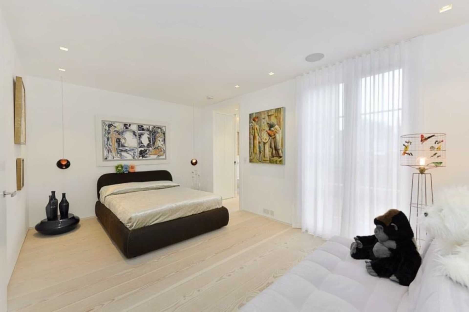 House Glebe Place in Greater London