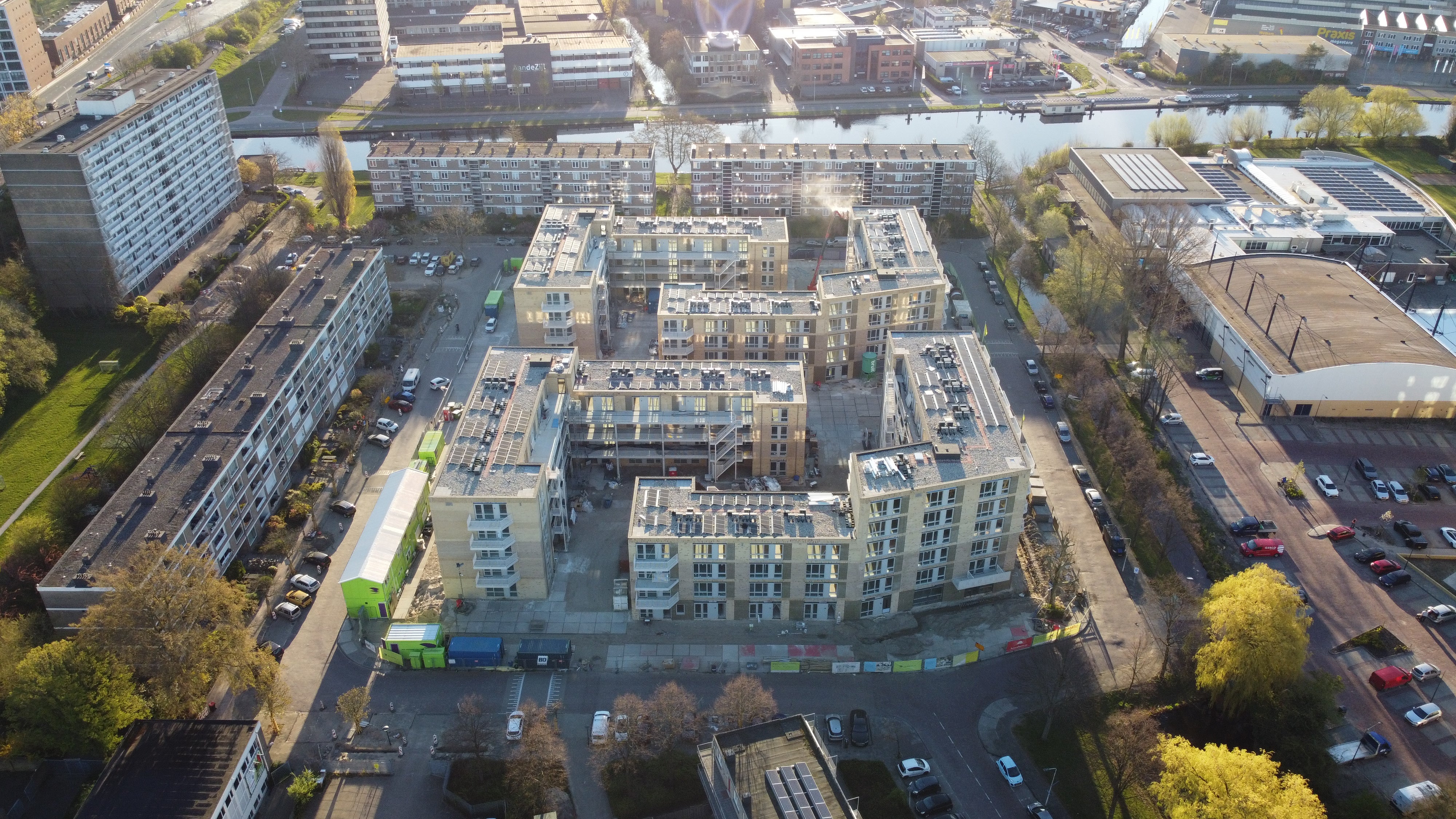Flat Corantijnhof in Leiden