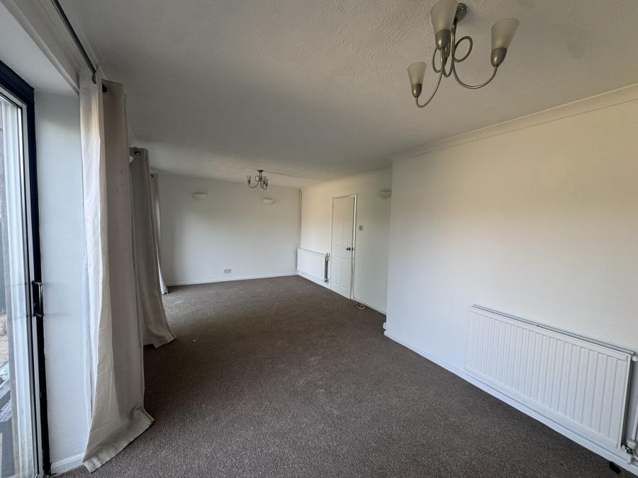 House Eridge Close in Crawley