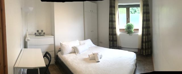 Room Stottbury Road in Bristol