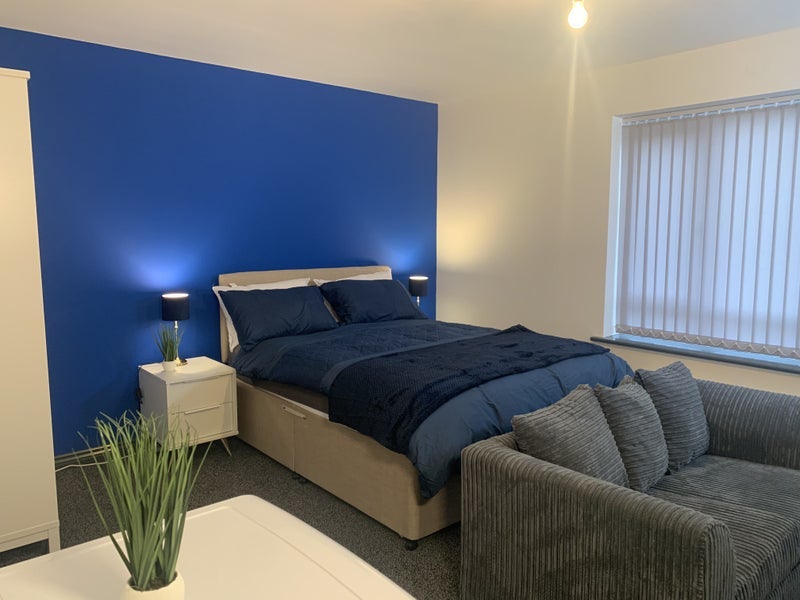 Room Seymour Road in Sandwell