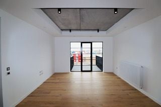 Flat Orchard Place in Greater London