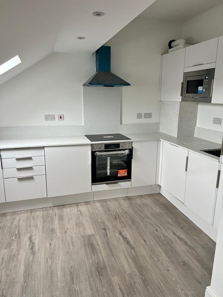 Flat The Crescent in Greater London