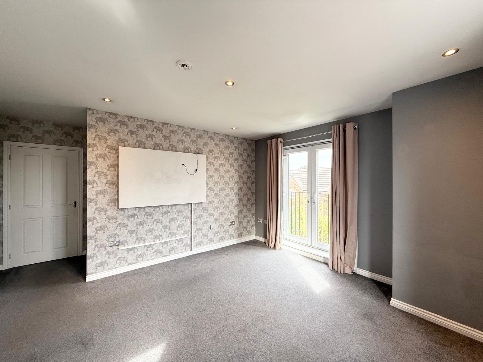 Flat Chapman Road in Leeds