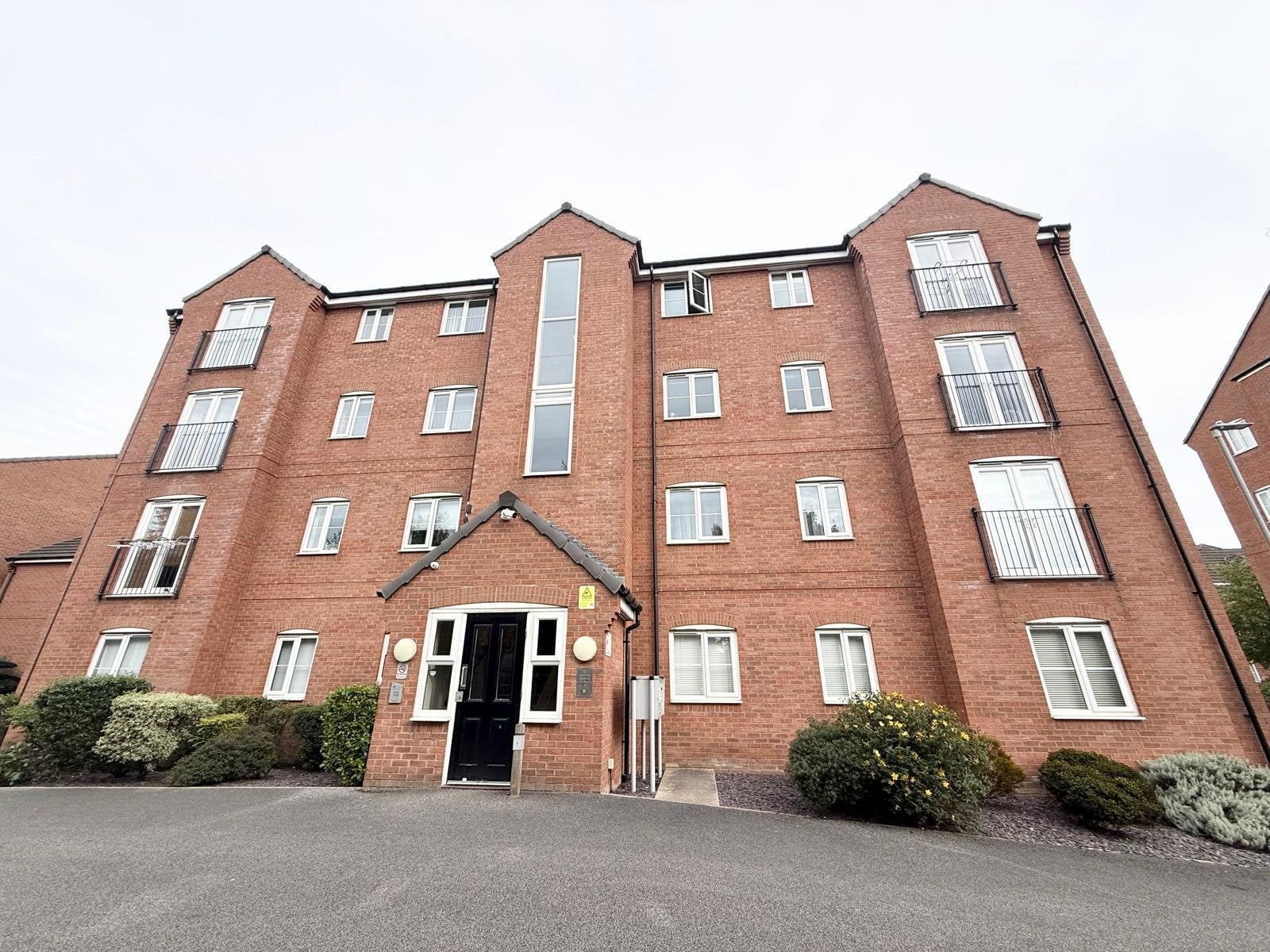 Flat Chapman Road in Leeds