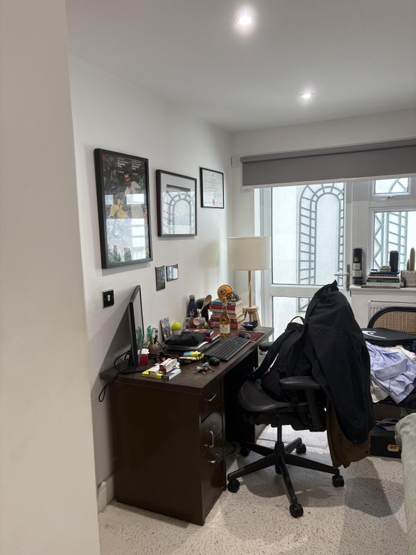 Room Willow Walk in Greater London