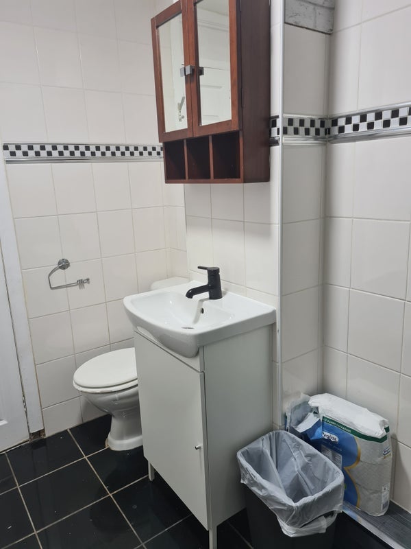 Room Glenfinnan Drive in Glasgow