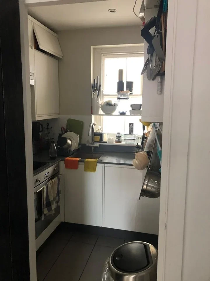 Flat Gloucester Road in Greater London