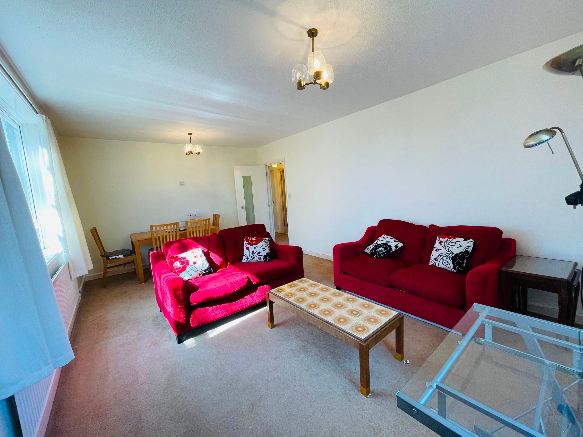 Flat Long Lane in Greater London