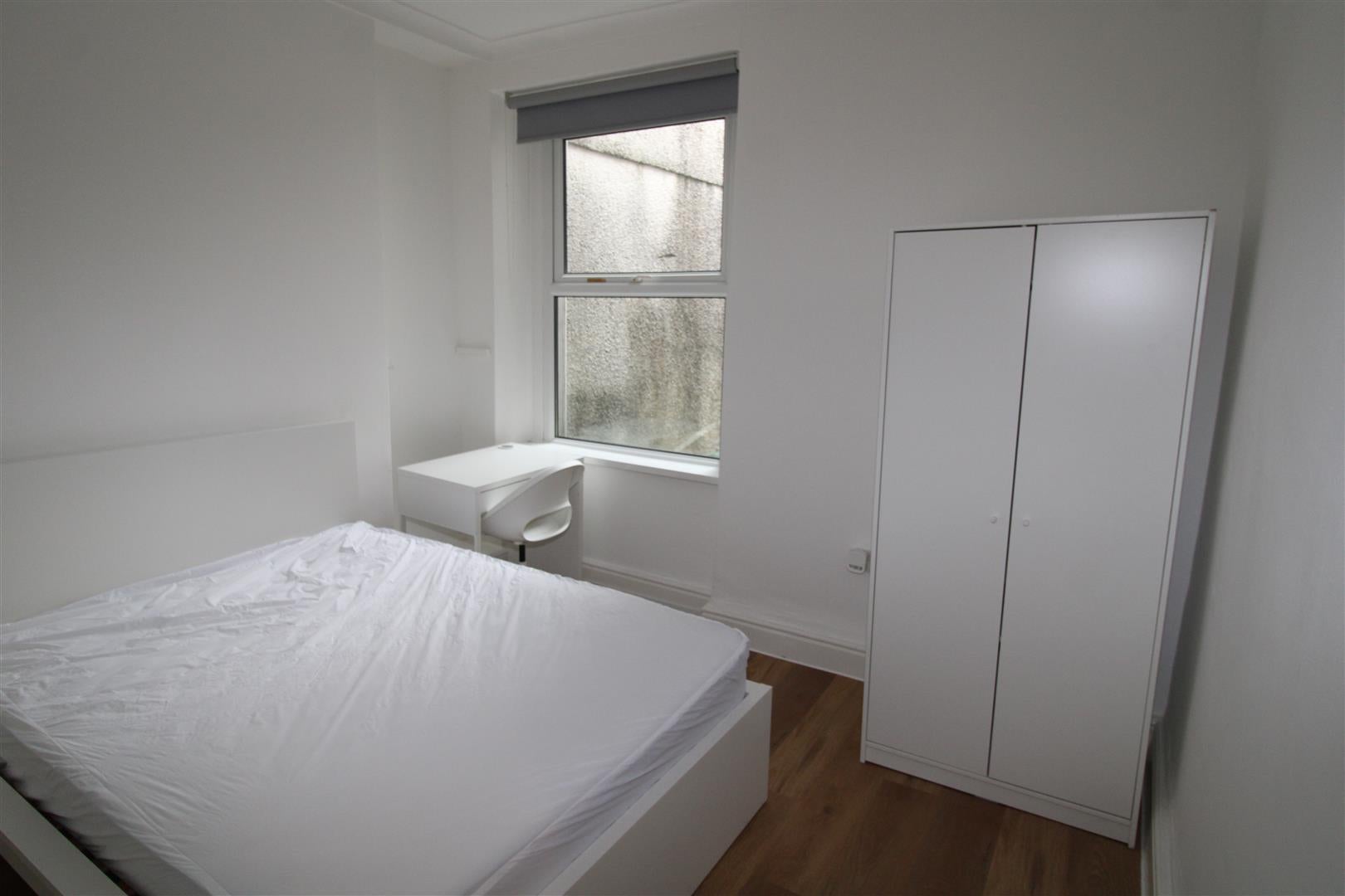 Flat Queen Street in Pontypridd