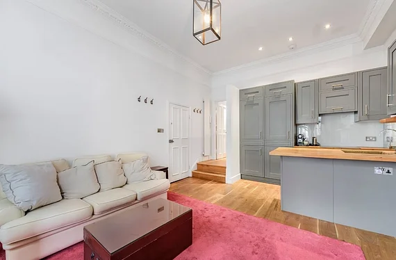 Flat Redcliffe Street in Greater London