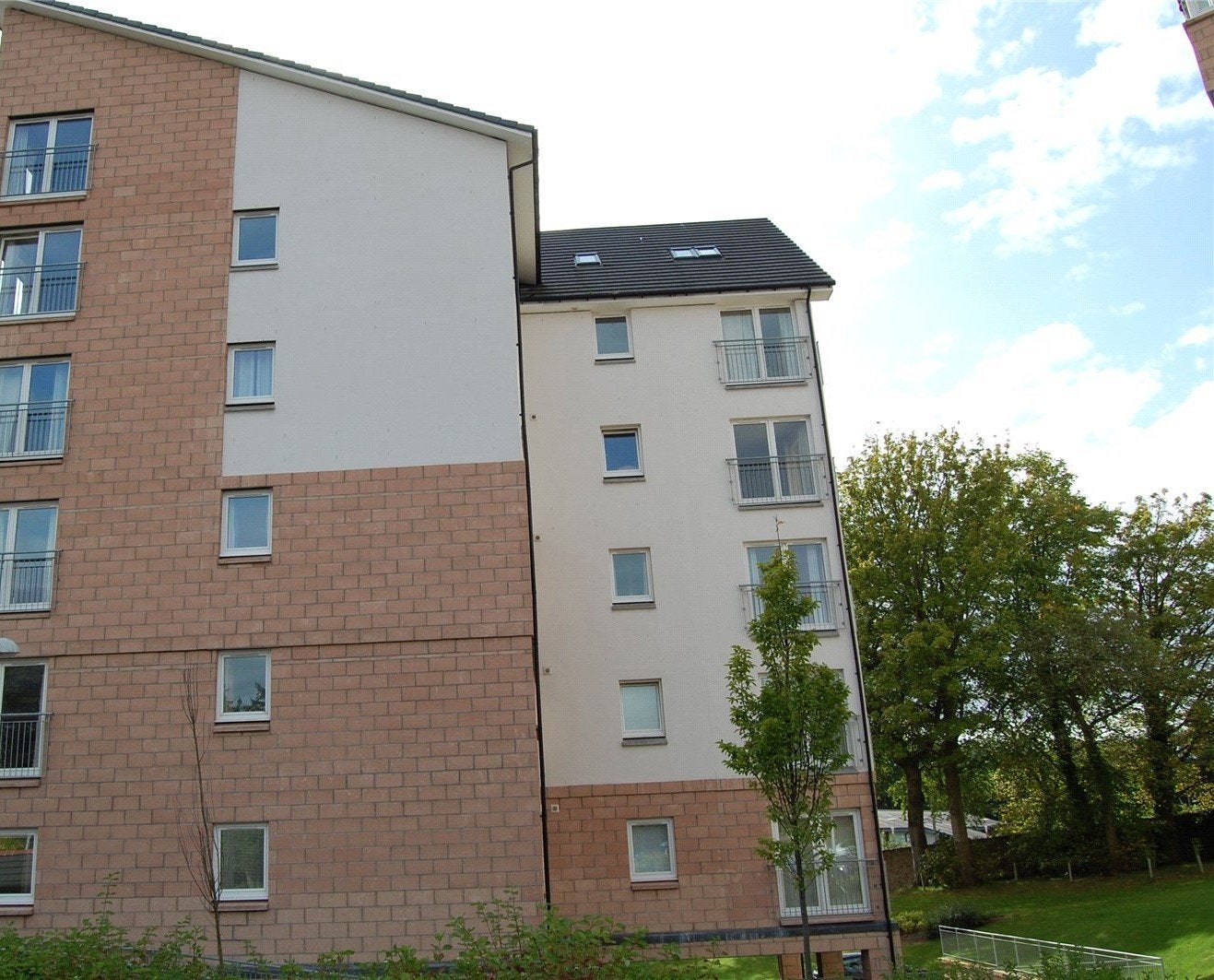 Flat Ashgrove Road in Aberdeen City