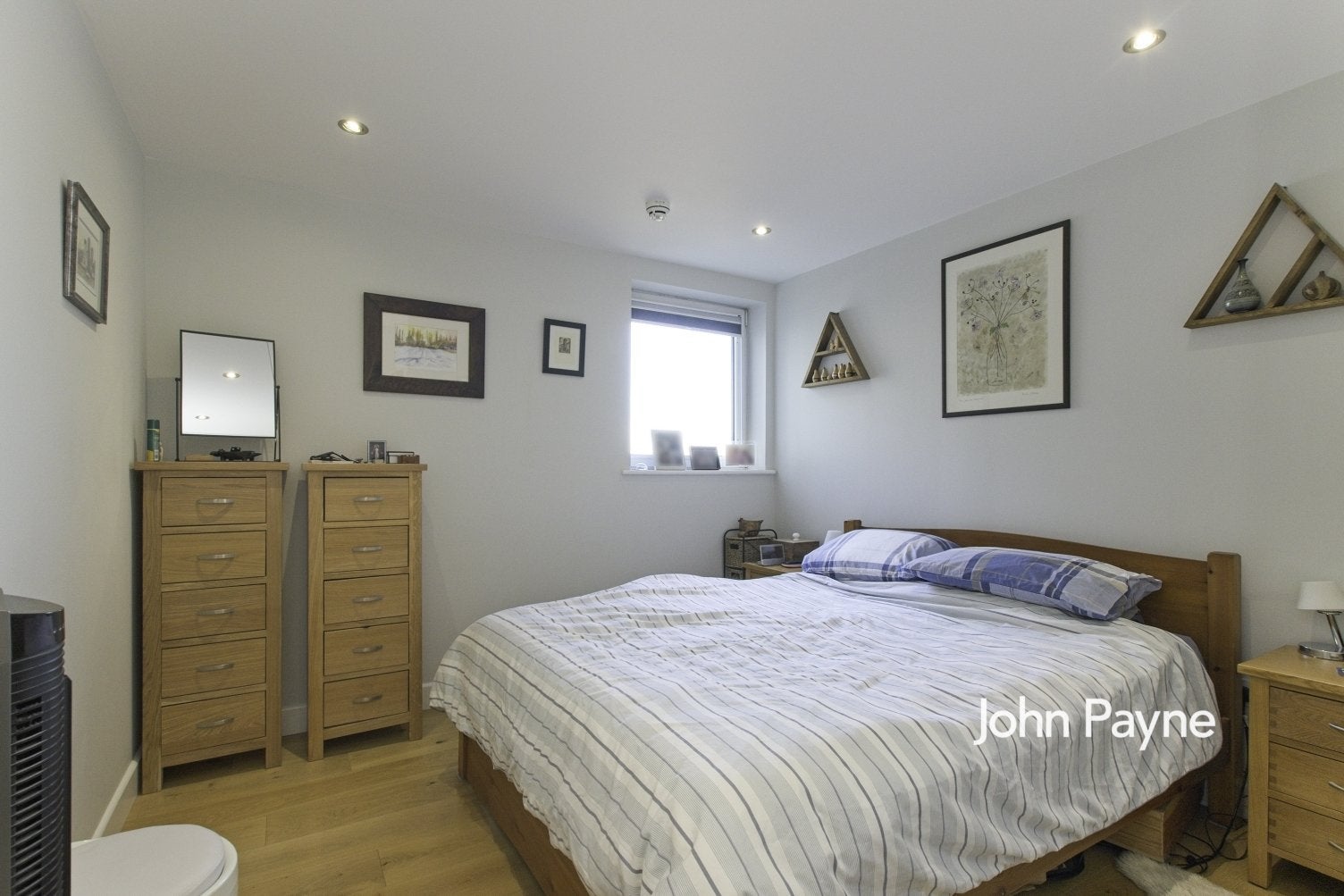 Flat Camelot Close in Greater London