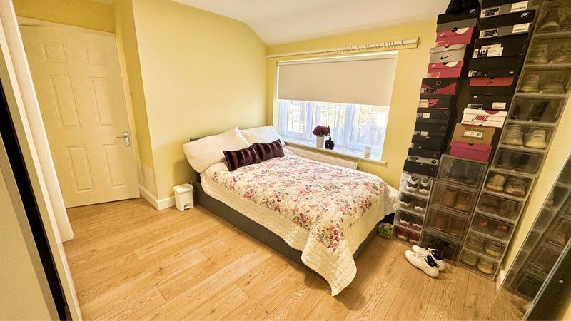Room Fosters Path in Slough