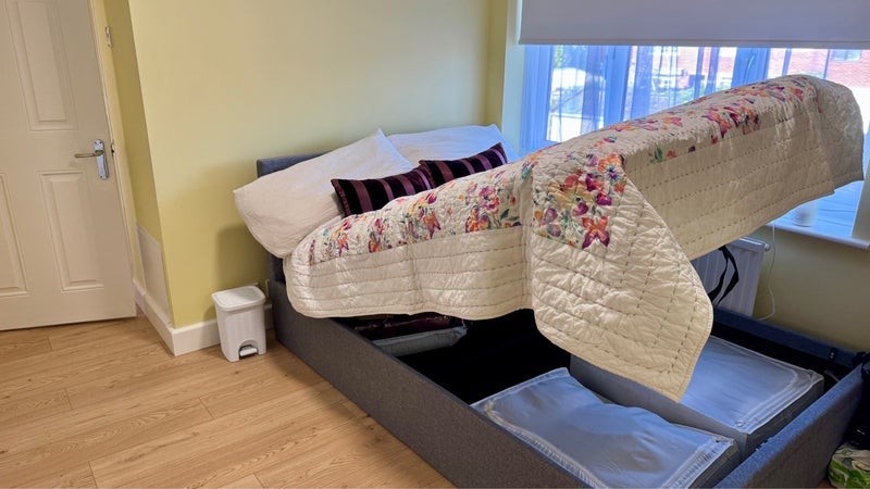 Room Fosters Path in Slough