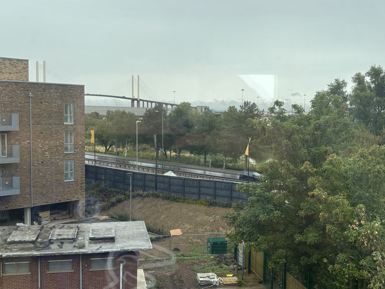 Flat Crossways Boulevard in Dartford