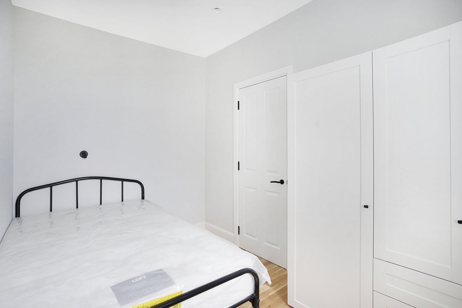 Flat Hornsey Road in Greater London